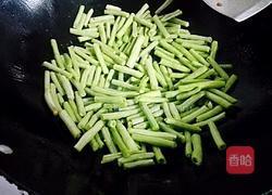 烧肉炒豆角的做法图解4