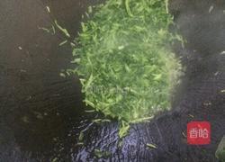 香菜炒鸡蛋的做法图解5