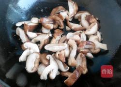 香菇炒油菜的做法图解3