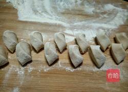 白菜猪肉饺子的做法图解5