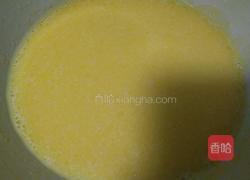 奶油菠萝夹心肉松蛋糕的做法图解2