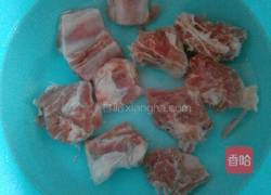 蒜香排骨的做法图解1