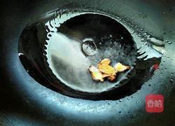 土豆烧油面筋的做法图解3