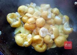 土豆烧油面筋的做法图解11