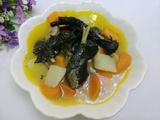 山药胡萝卜炖乌鸡