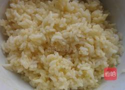 黄金炒饭的做法图解4
