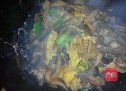 鸡蛋烧蘑菇的做法图解6