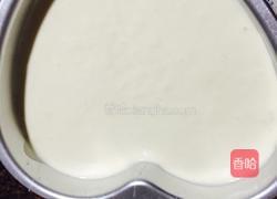 酸奶花瓣戚风蛋糕的做法图解7