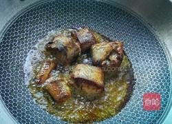 啤酒鳕鱼炖冻豆腐的做法图解2