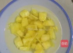 菠萝炒饭的做法图解3