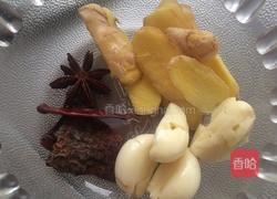 肉皮冻的做法图解3