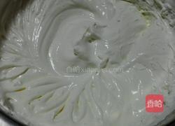 双色巧克力慕斯蛋糕的做法图解1