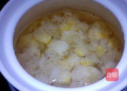＃年夜饭＃水果麦仁银耳羹的做法图解3