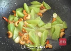 清炒莴笋腰果的做法图解6