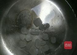 鹌鹑蛋银耳汤的做法图解3