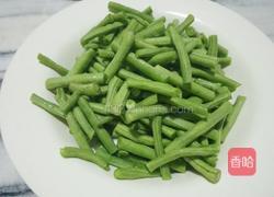 豆角焖面的做法图解1