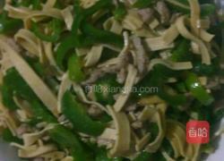 辣椒炒千张肉丝的做法图解5