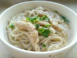 鸡丝热汤面