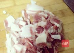 肉炒菜花的做法图解1