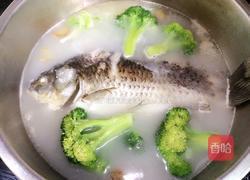鲫鱼虾汤的做法图解8