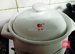 胡萝卜葛根骨头汤的做法图解3