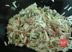 韭黄肉丝的做法图解10