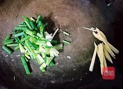粉肠番茄汤的做法图解3