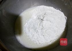 奶黄糯米糍的做法图解1