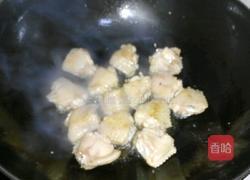 土豆烧鸡翅的做法图解2