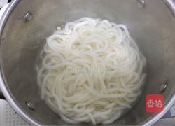 黑椒汁炒乌冬面的做法图解2