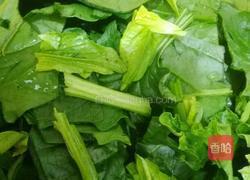 清炒菠菜的做法图解1