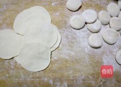 三鲜锅贴的做法图解7