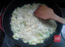 卷心菜鸡蛋饼的做法图解4