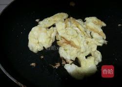鸡蛋炒乌冬面的做法图解5