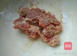 牛肉玉米西红柿汤的做法图解2