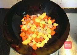 胡萝卜土豆烧里脊的做法图解3