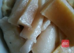 碗豆炒腊肉的做法图解2