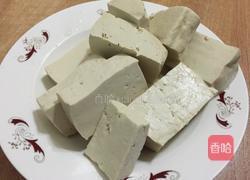 鸡蛋炒豆腐的做法图解1