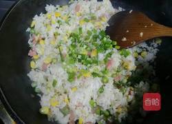 五彩炒饭的做法图解9