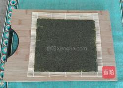 肉松香蕉黄瓜寿司的做法图解7