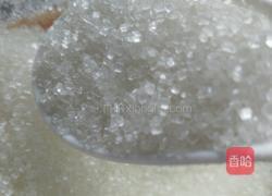 挂霜腰果的做法图解2