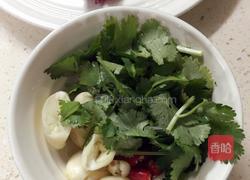 西芹炒牛肉的做法图解1