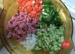 五彩炒饭的做法图解1