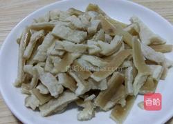 糖醋肉皮的做法图解2