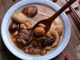 花菇花生鸡脚汤