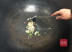猪肉白菜炖粉条的做法图解2