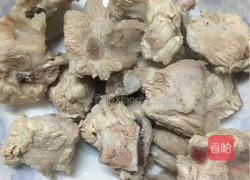 蒜香排骨的做法图解1
