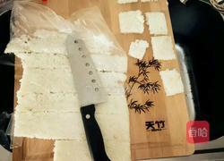 虾仁锅巴的做法图解1