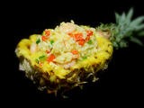 菠萝虾仁炒饭