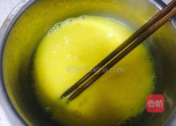 白菜鸡蛋饺子的做法图解2